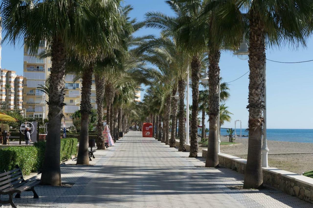Timax Home Costa Del Sol กาเลตา เด เวเลซ ภายนอก รูปภาพ